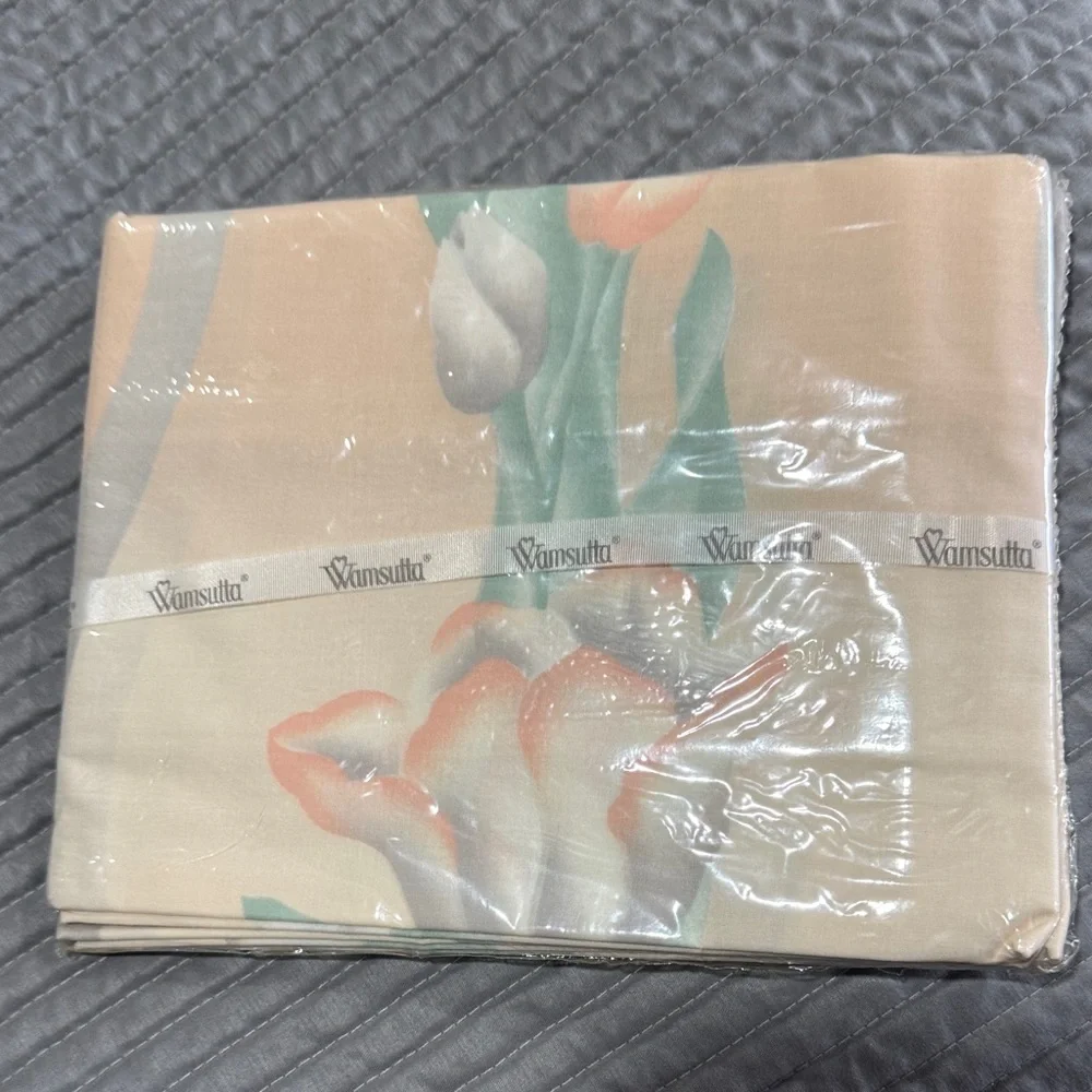Wamsutta Supercale Easy-Care Pillowcases - Cream and Gray